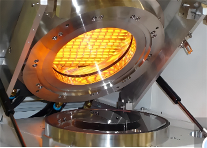 Lampa do suszenia katalizatora w komórce paliwowej